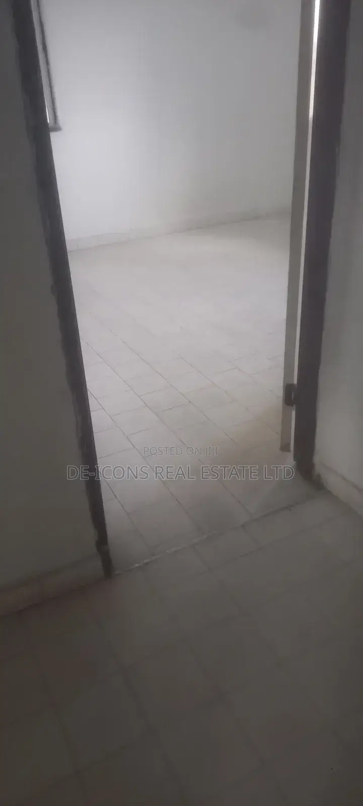 3bdrm Apartment in De-Icons Real Estate, Ga South Municipal for rent
