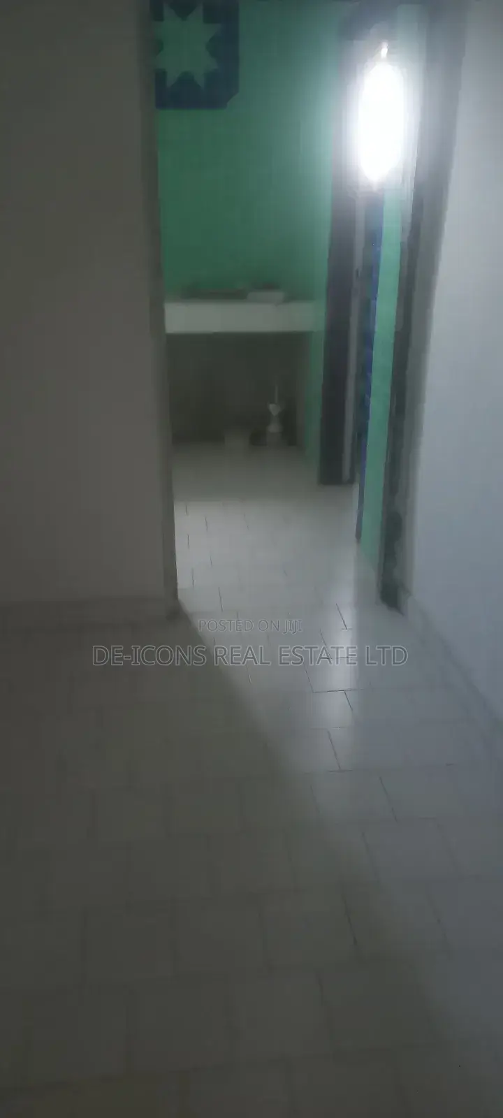 3bdrm Apartment in De-Icons Real Estate, Ga South Municipal for rent