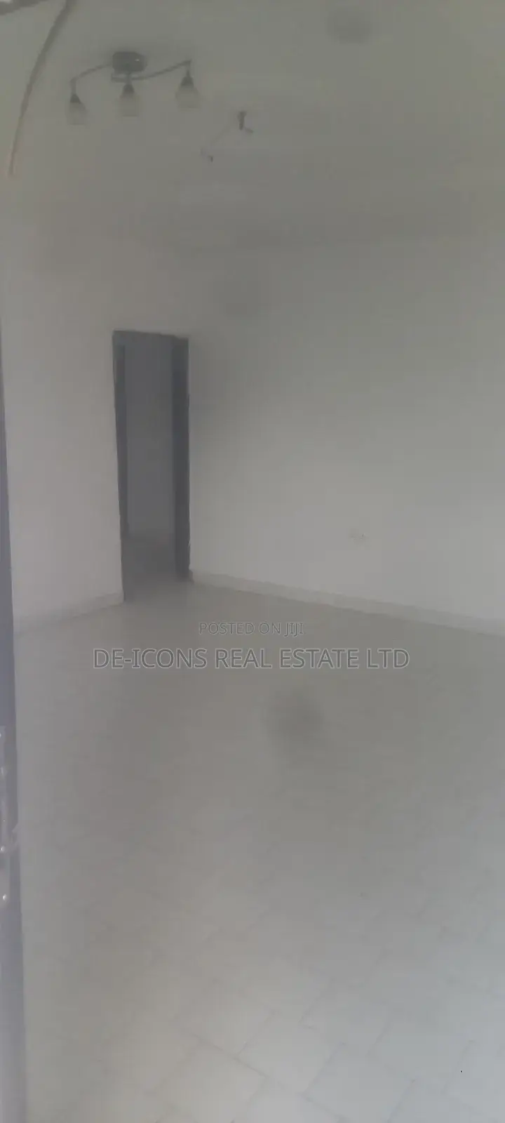 3bdrm Apartment in De-Icons Real Estate, Ga South Municipal for rent