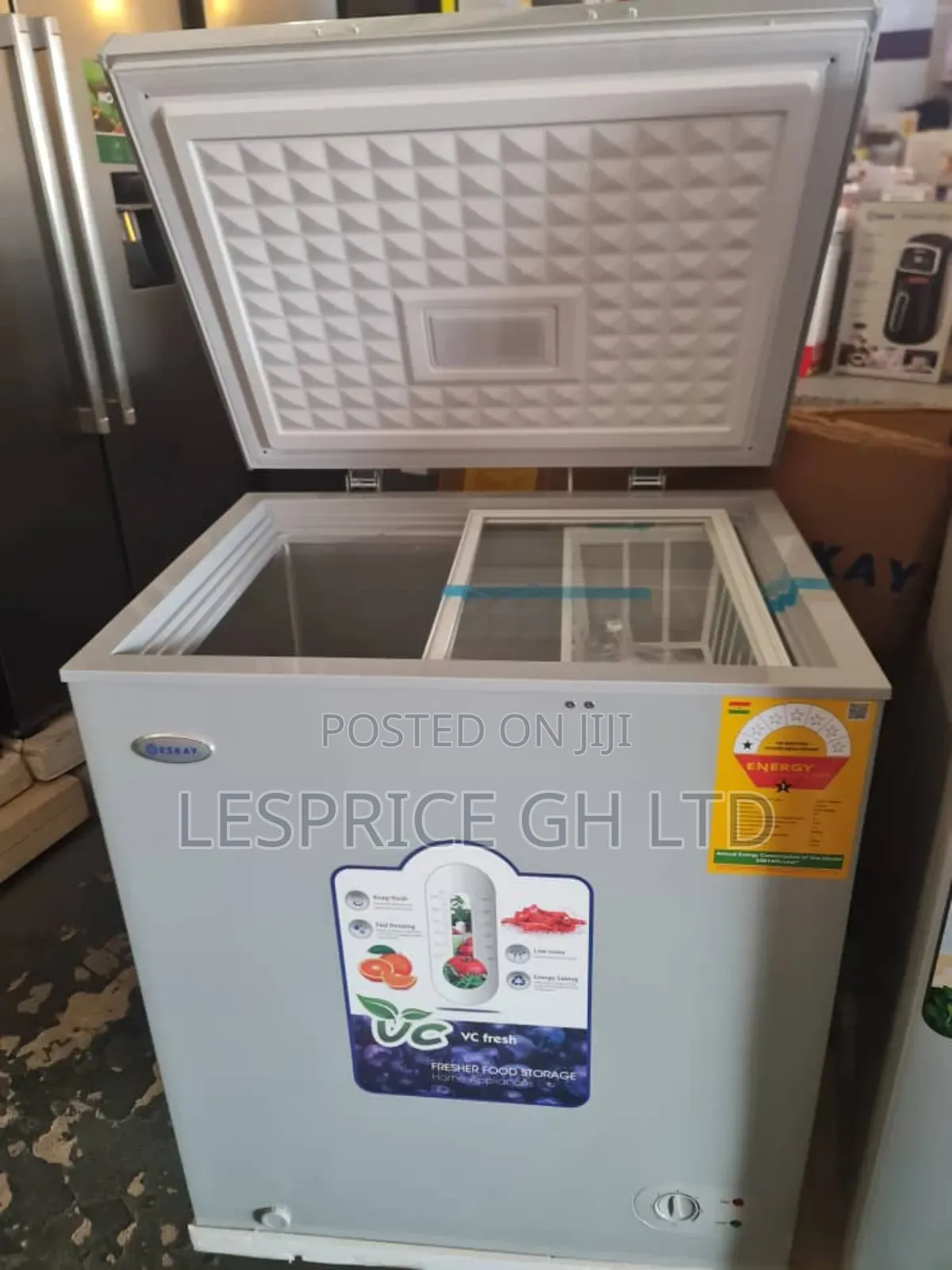 147l Chest Freezer: Store Meats More!