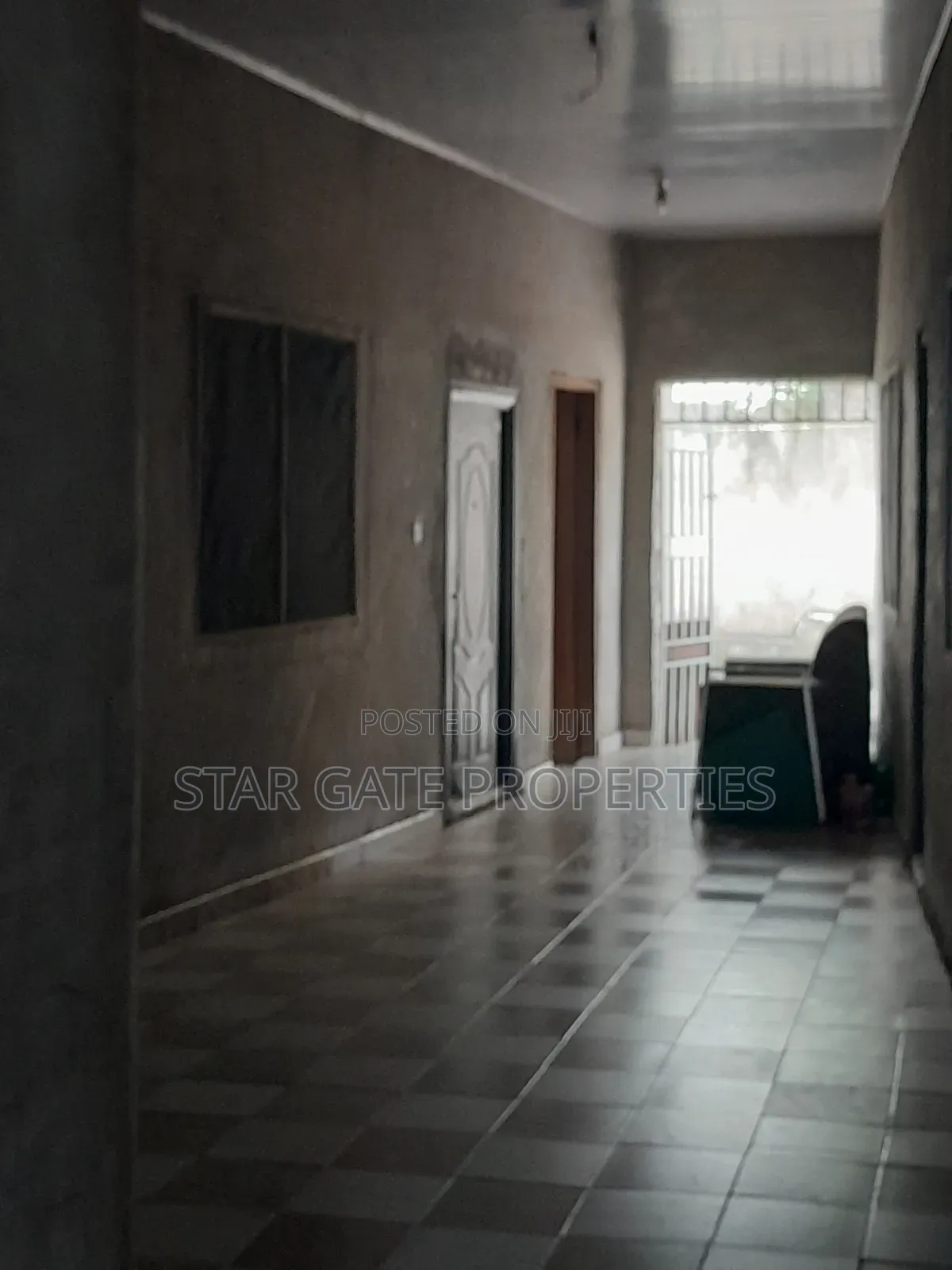 6bdrm House in Meduma, Kumasi Metropolitan for sale