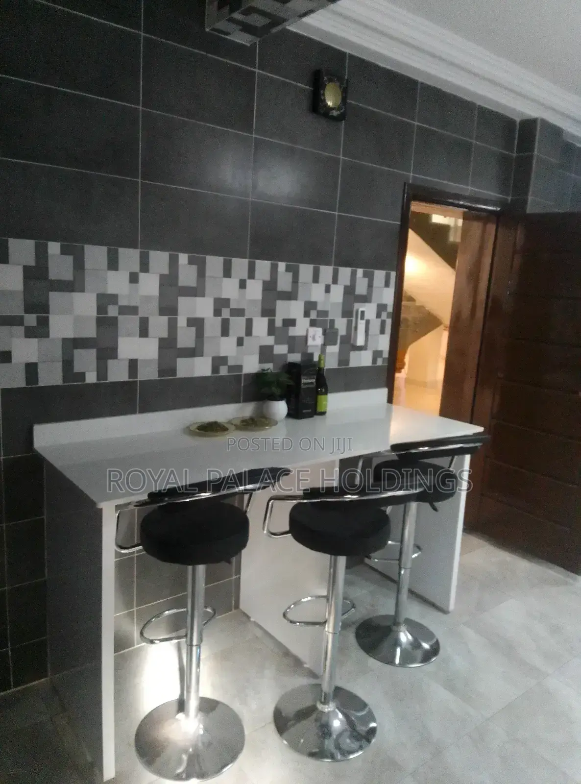 Furnished 5bdrm Duplex in American House Area, Adjiriganor for rent