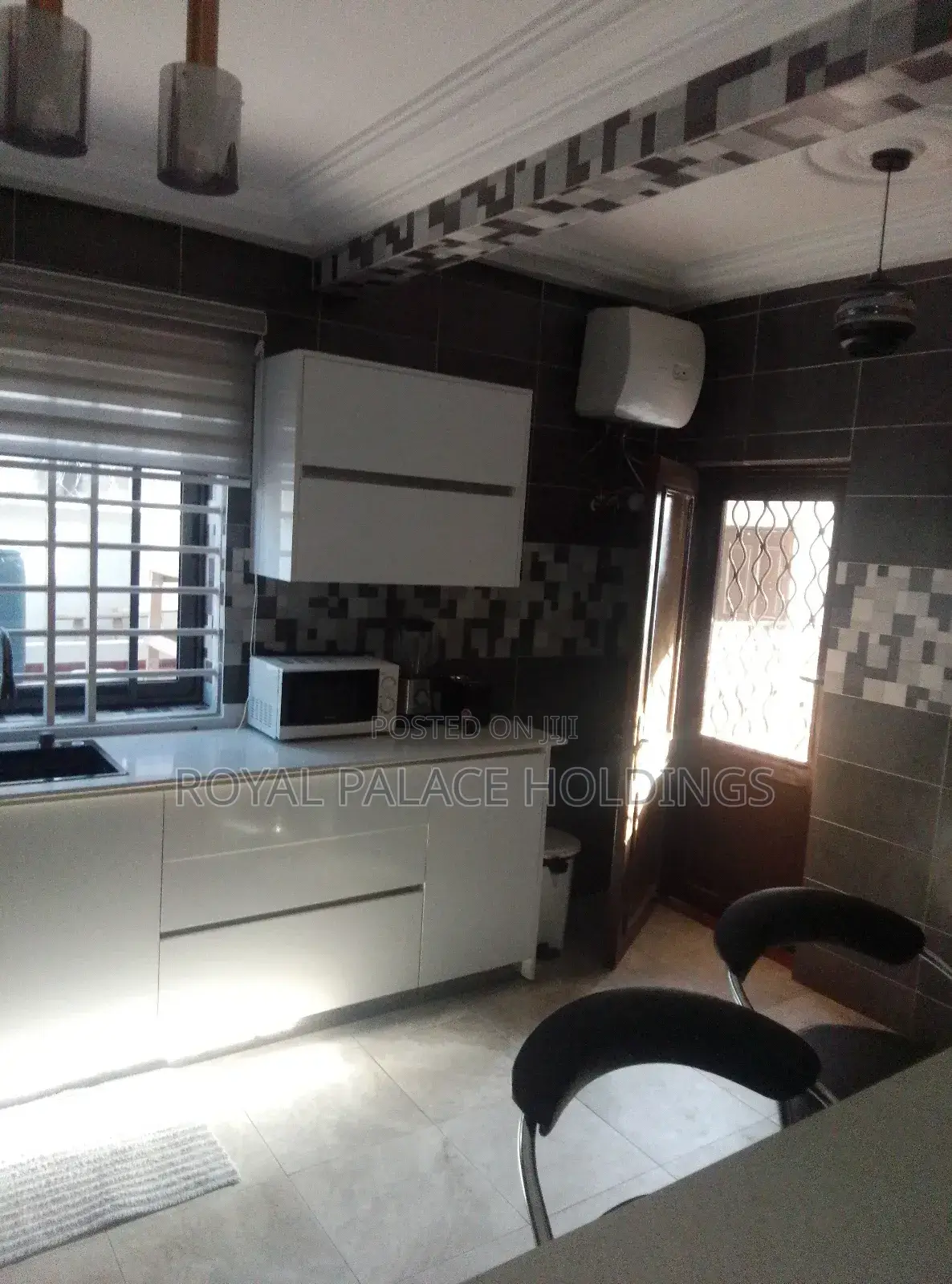 Furnished 5bdrm Duplex in American House Area, Adjiriganor for rent