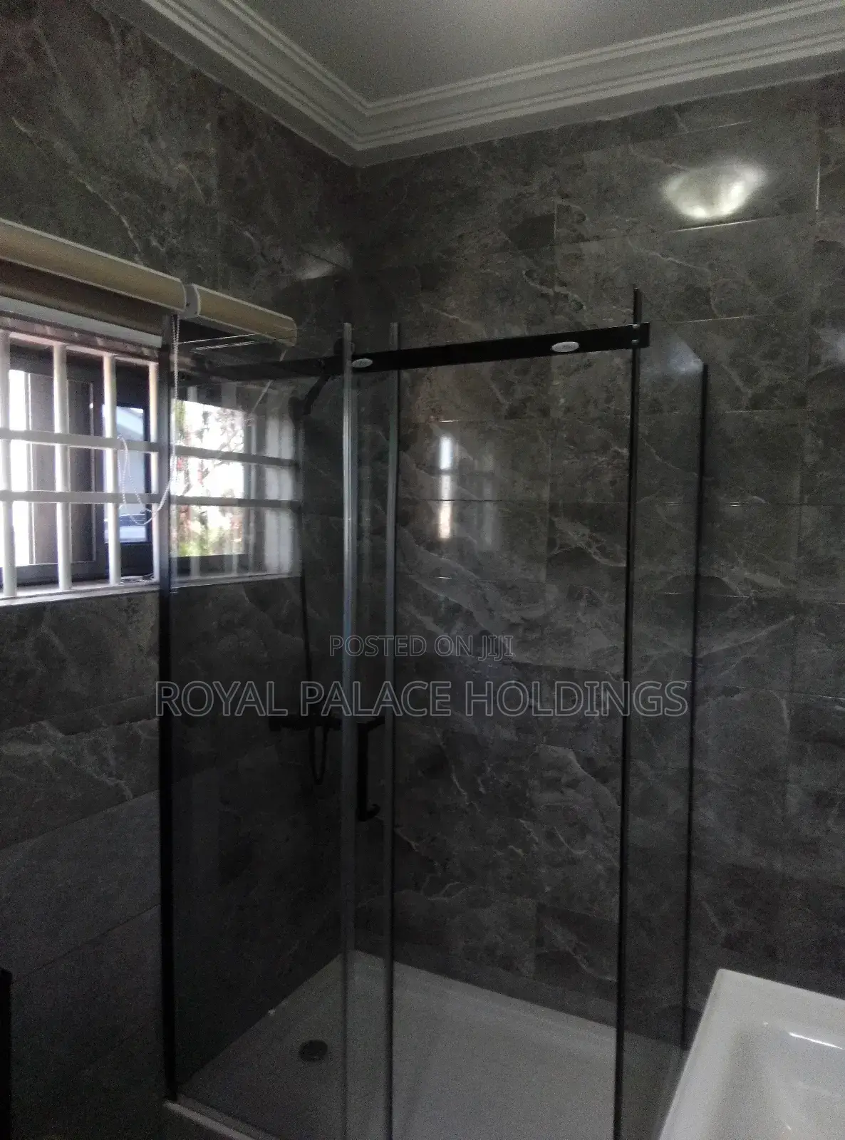Furnished 5bdrm Duplex in American House Area, Adjiriganor for rent