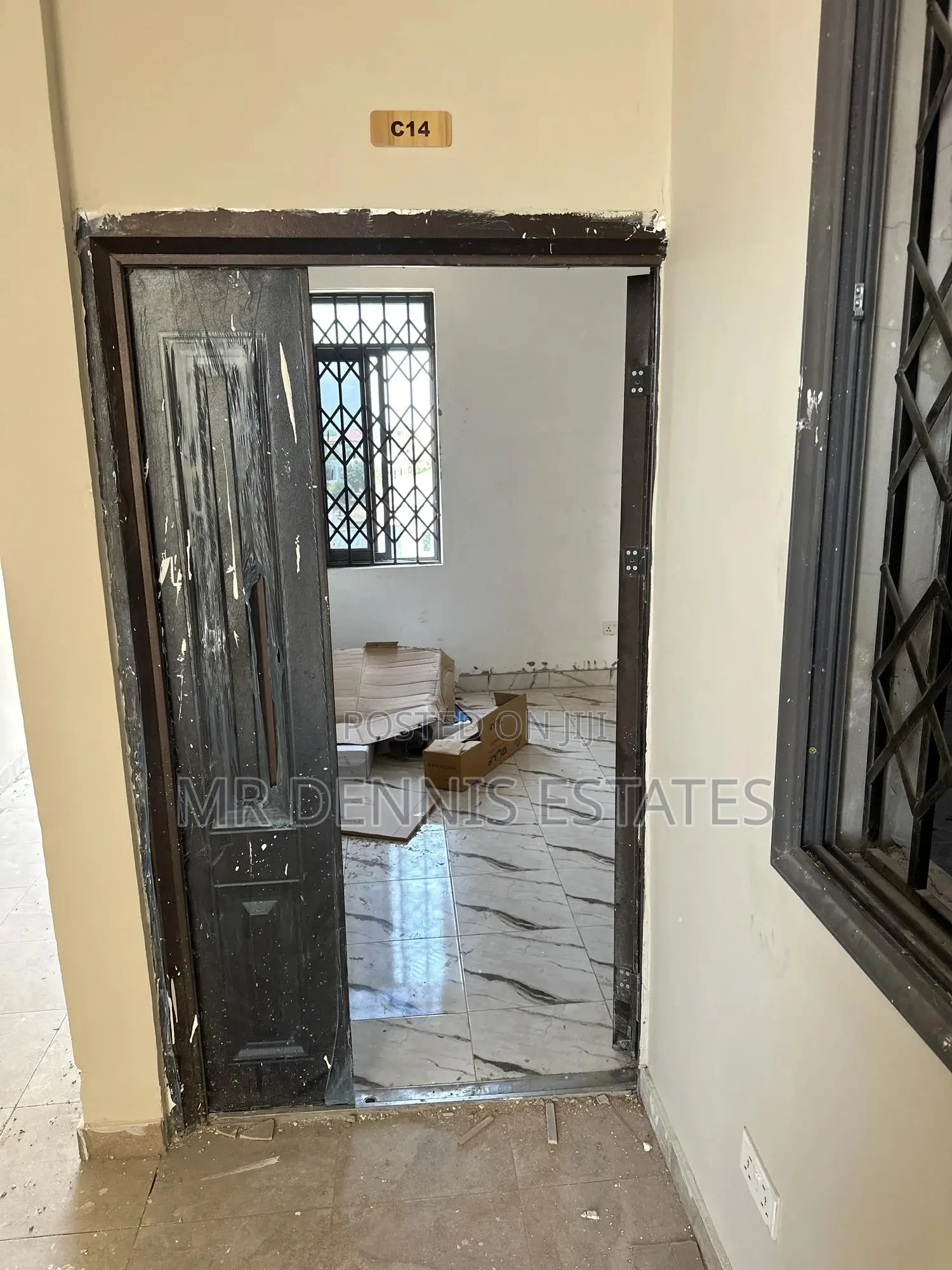 1bdrm Room & Parlour in Weija Apartments for rent