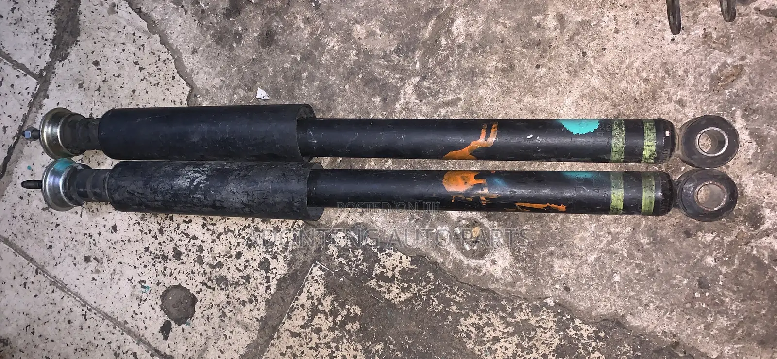 Toyota Echo/Vios Back Shock Absorbers