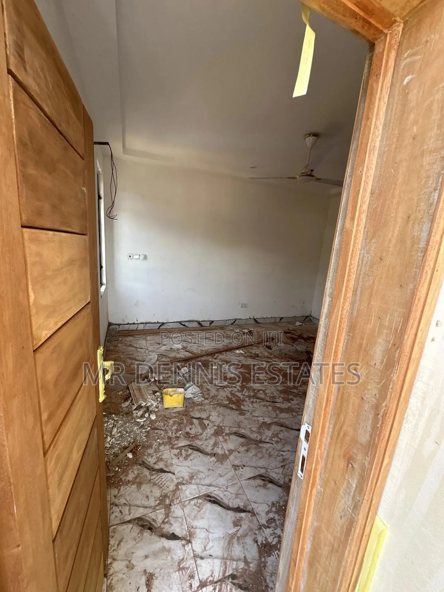1bdrm Room & Parlour in Weija Apartments for rent