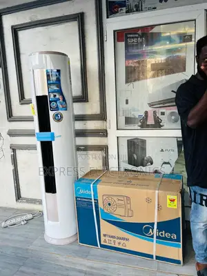Dehumidification Function Split R410 Gas Midea 2.5hp Floor