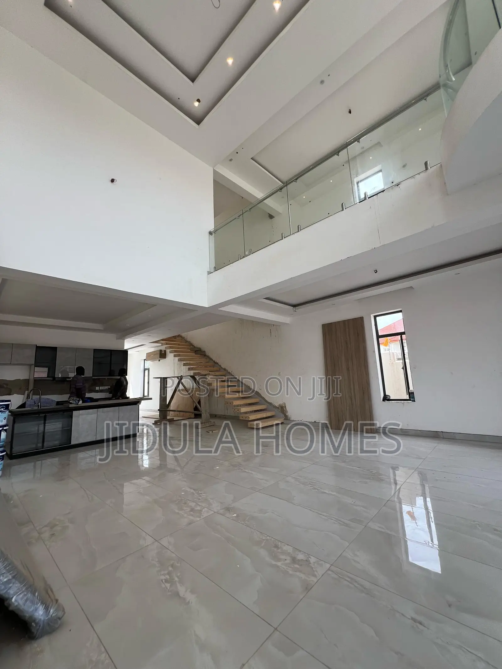 5bdrm Duplex in Agiriganor, East Legon for sale