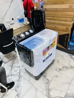 White and Black Wm Topload Semi Automatic 10kg Pearl
