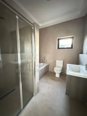 3bdrm House in Adenta for sale