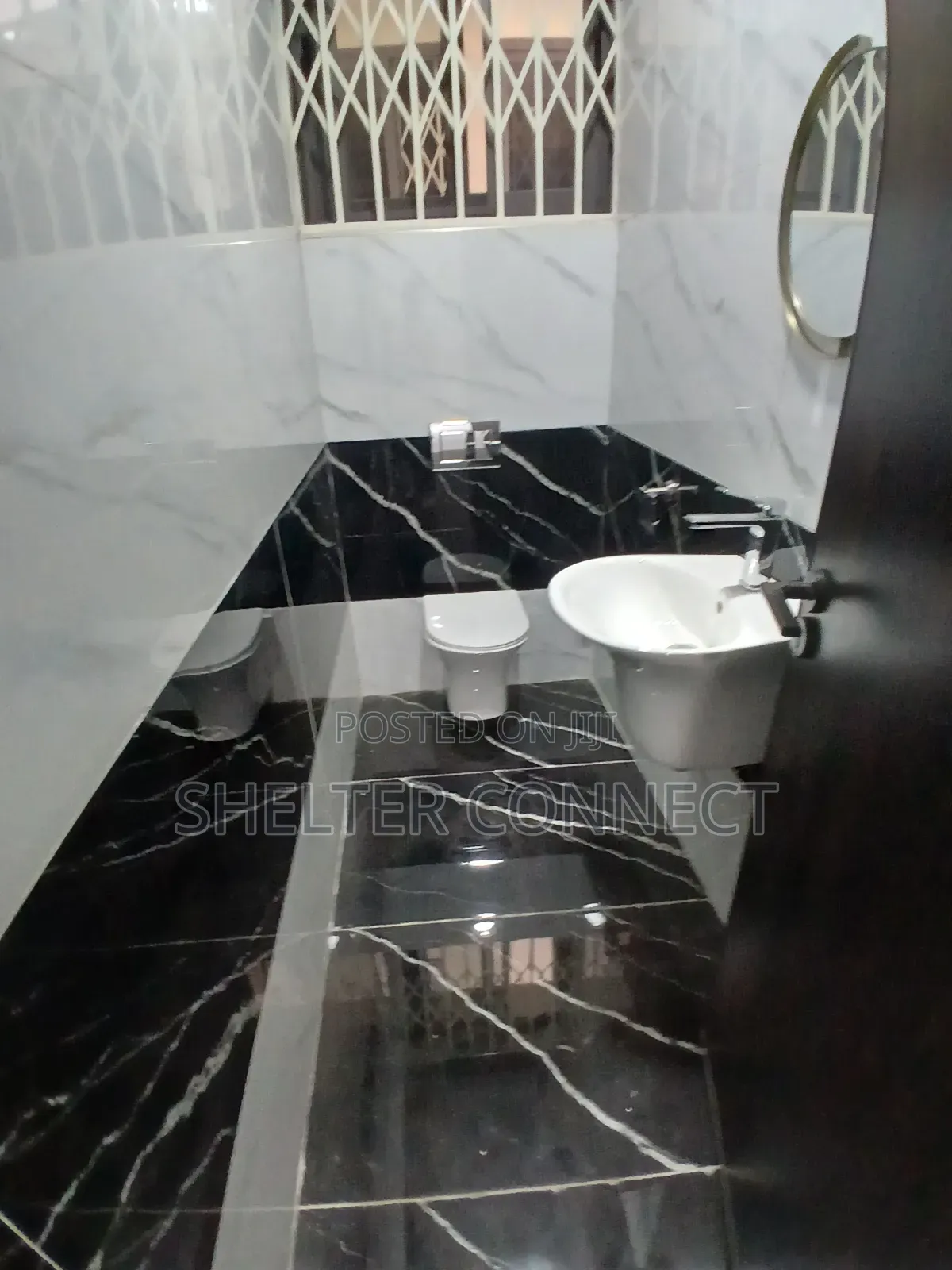 3bdrm Duplex in Oyarifa for rent
