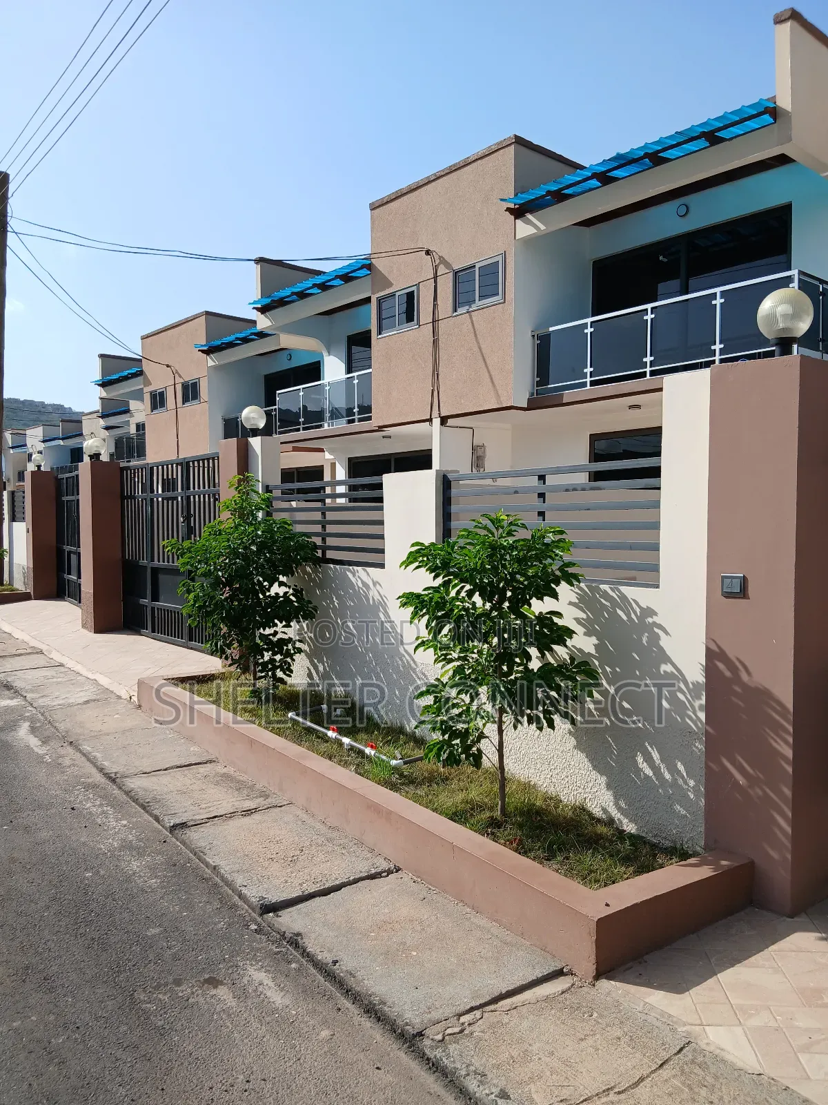 3bdrm Duplex in Oyarifa for rent