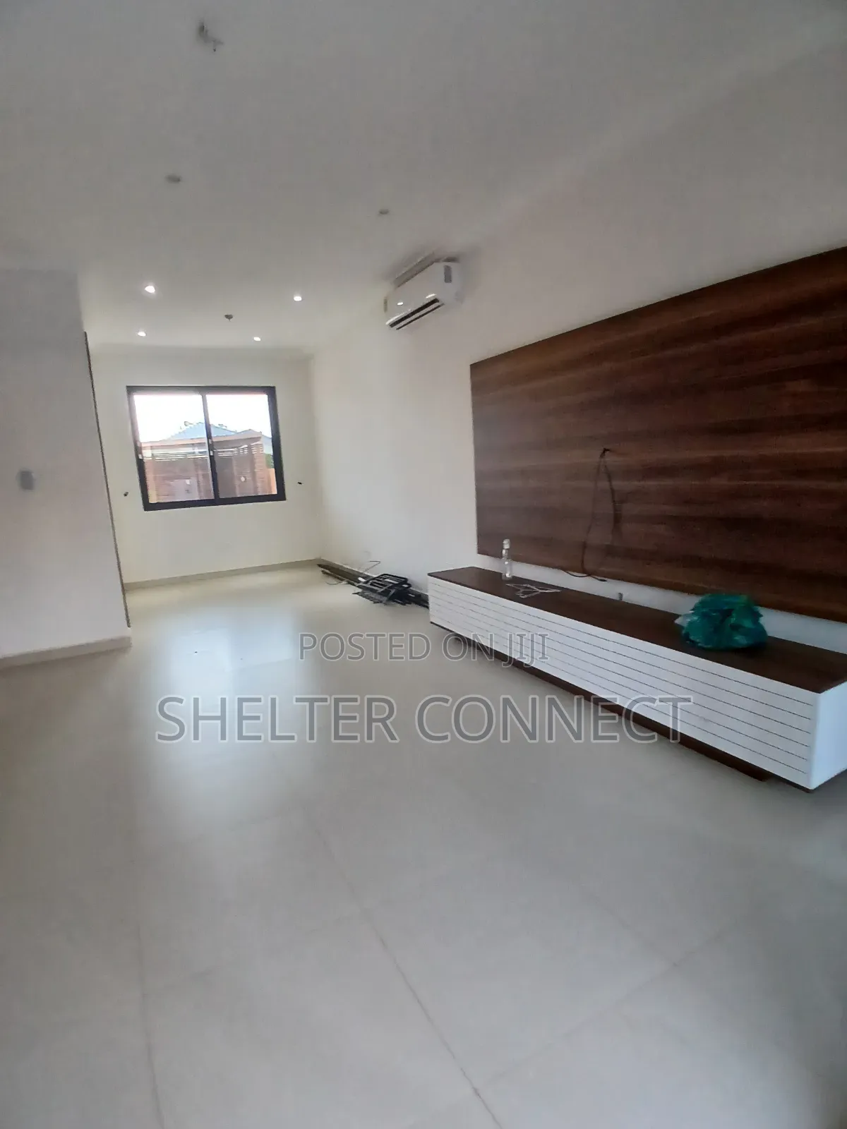 3bdrm Duplex in Oyarifa for rent