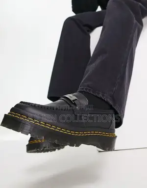 Dr Martens Adrian Leather Black