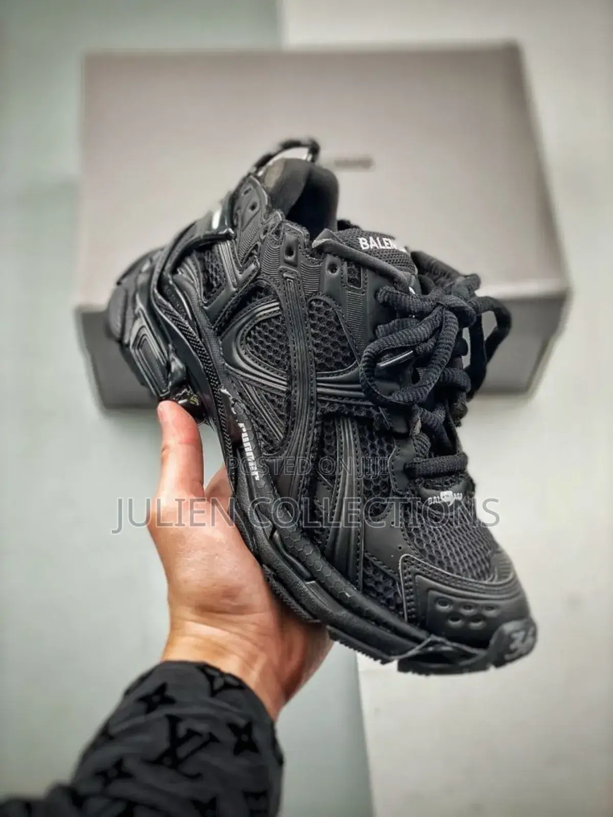 Balenciaga Runner Black