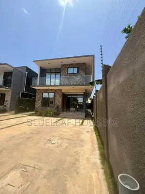 5bdrm House in Oyarifa for sale