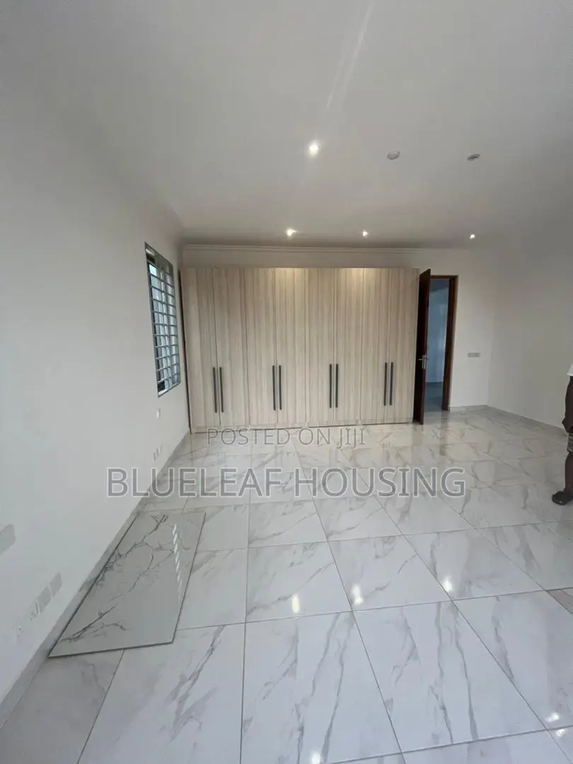 5bdrm House in Oyarifa for sale