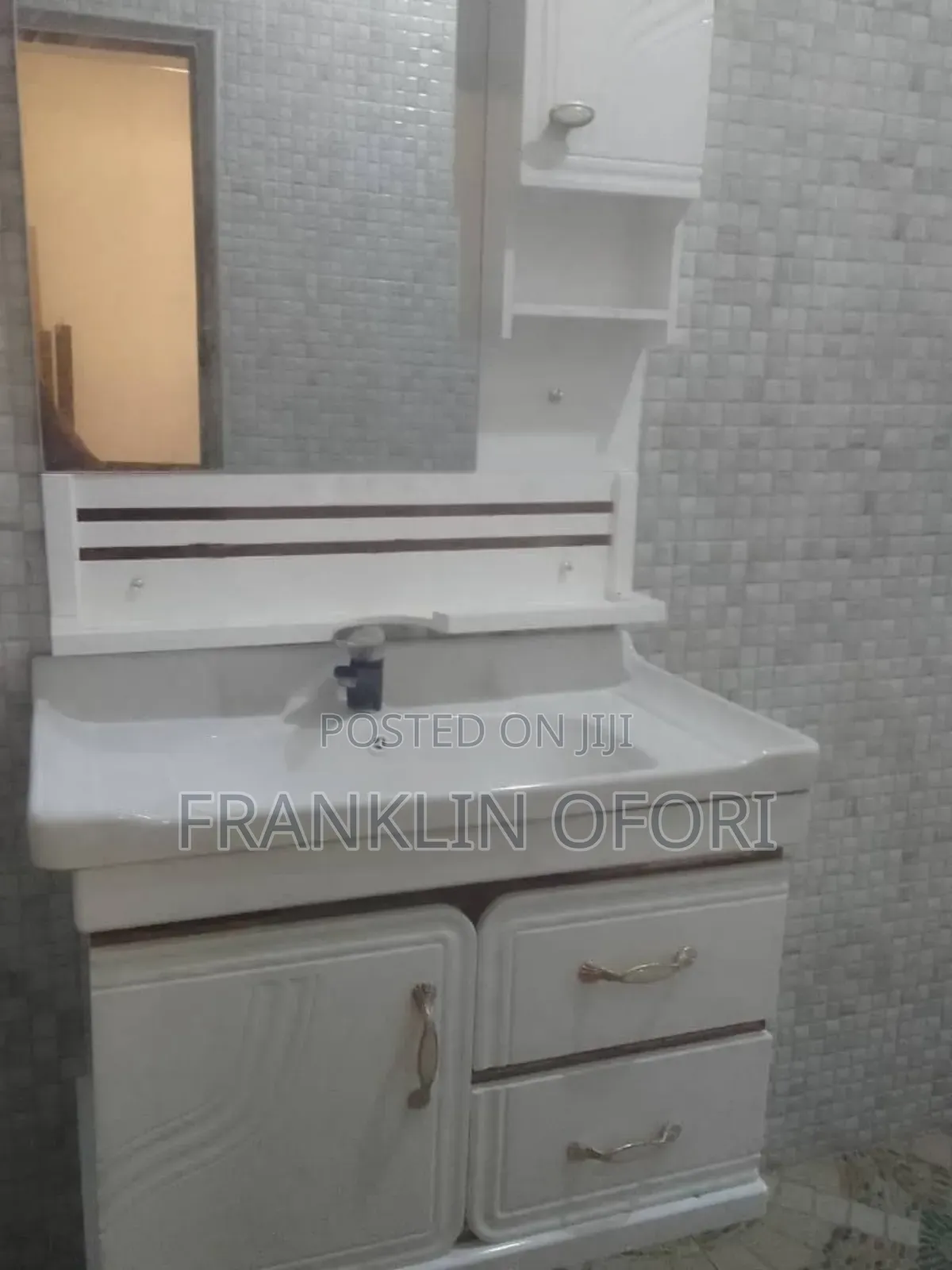3bdrm House in Weija Junction for rent