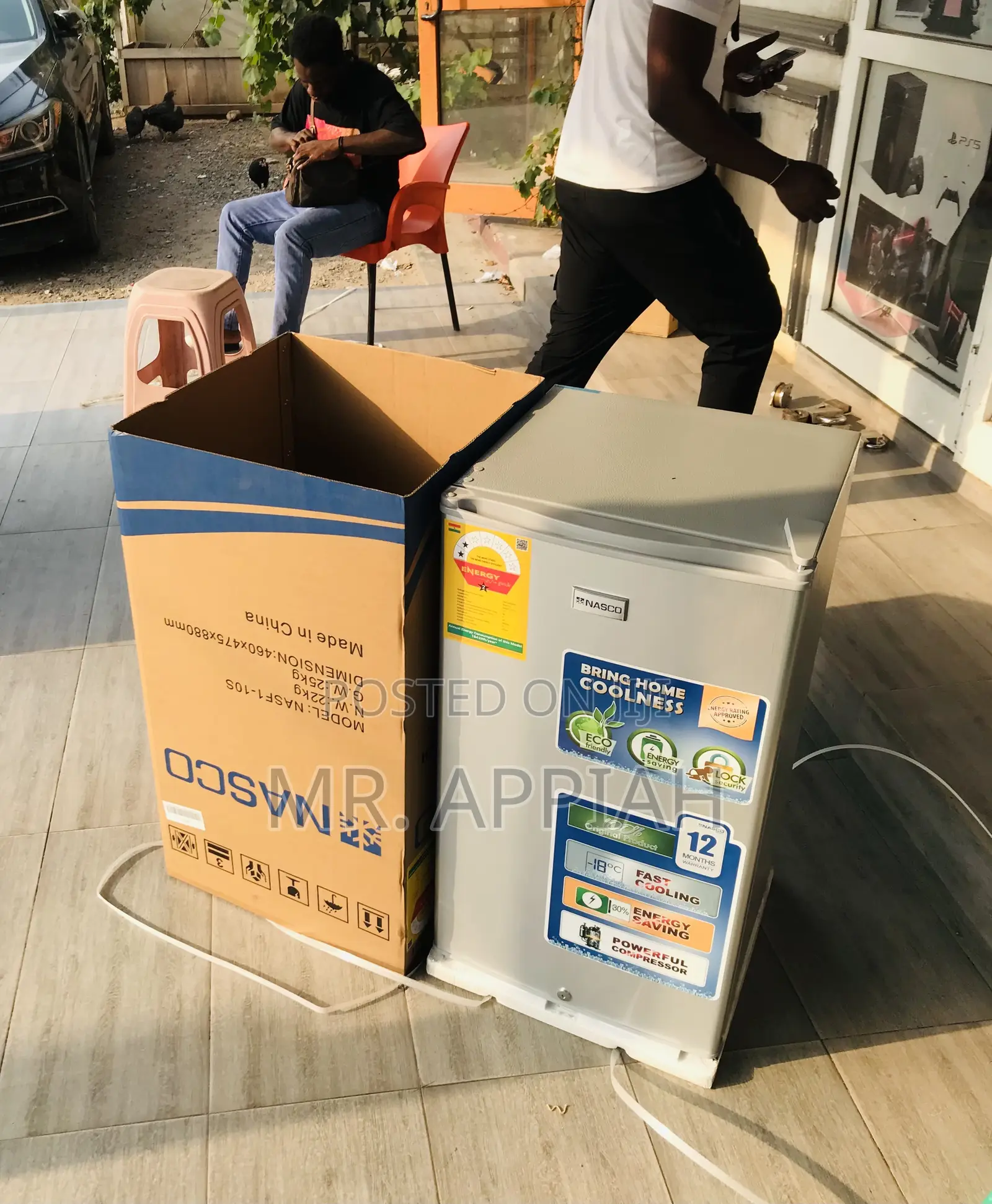 Choose Unique Nasco Single Door Table Top Fridge(Nasf1-10s)