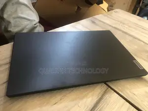 New Laptop Lenovo V15 8GB Intel Core i5 SSD 512GB