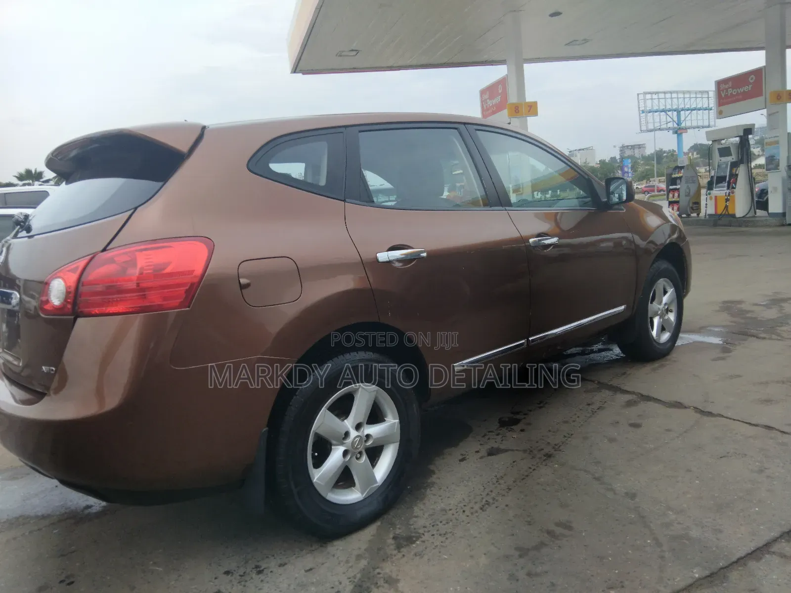 Nissan Rogue 2010 Brown