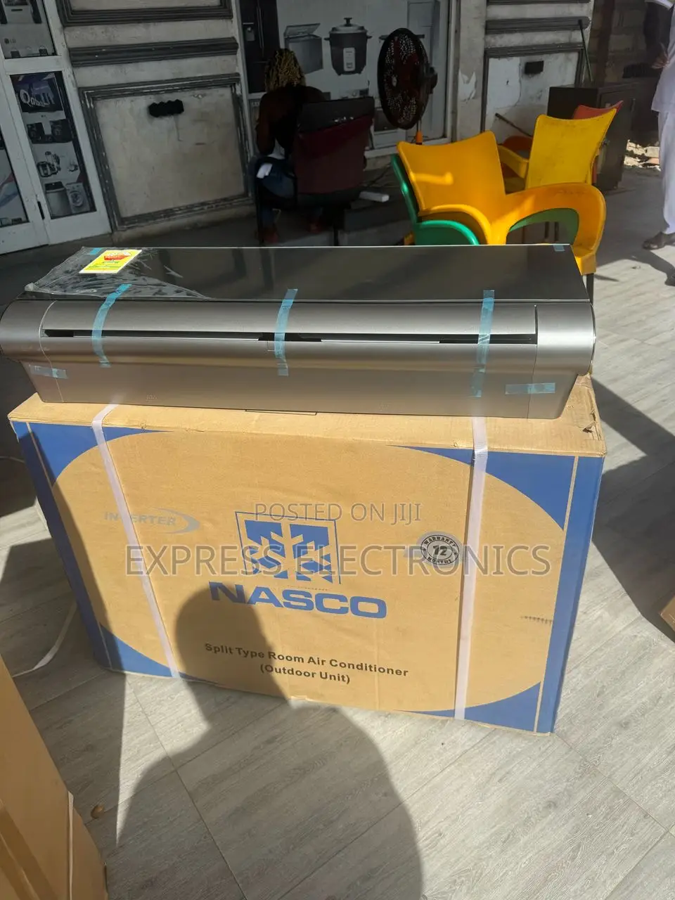 1.5hp Split Black Mirror Plus Vertu Nasco Air Conditioner
