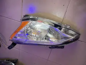 Nissan Sentra 2013-2015 Headlight Used