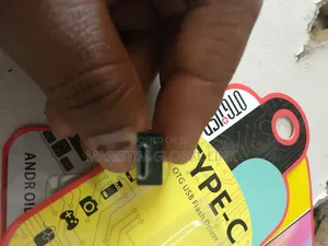 Type-C Male to Usb Female. (Otg)