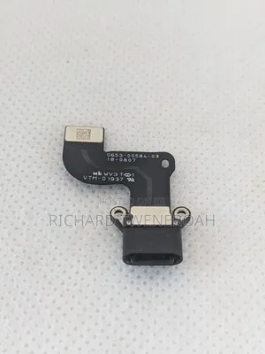 Google Pixel Charging Ports