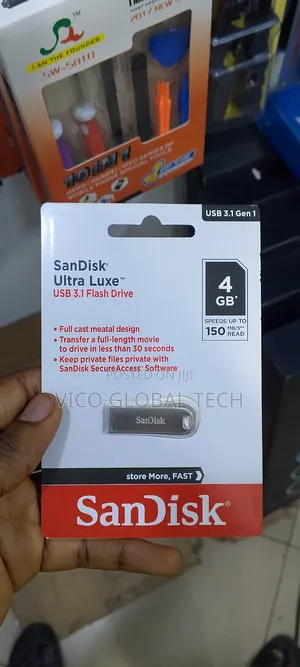 Sandisk Ultra Luxe Flash Drive
