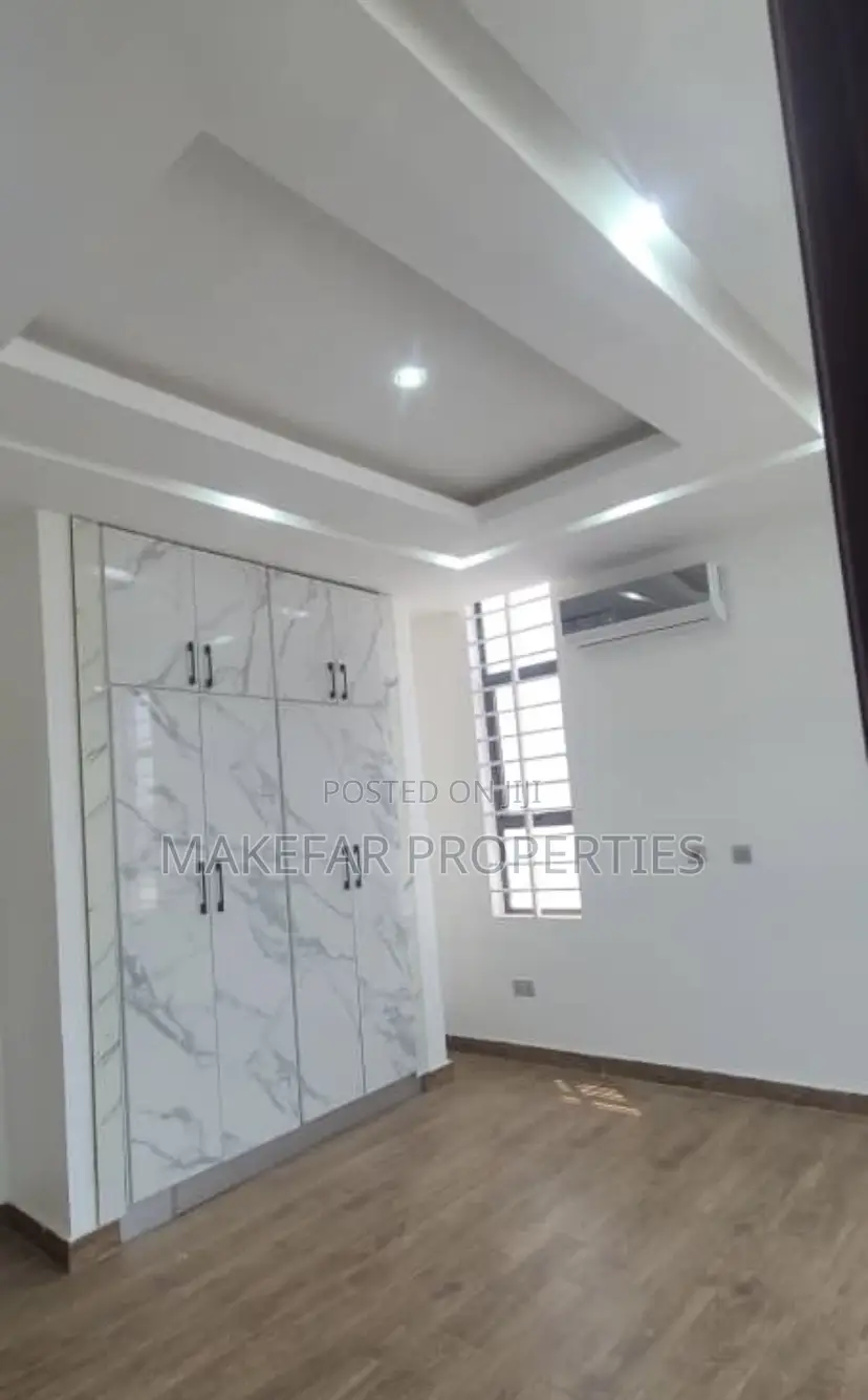 3bdrm House in Ashaley Botwe for sale