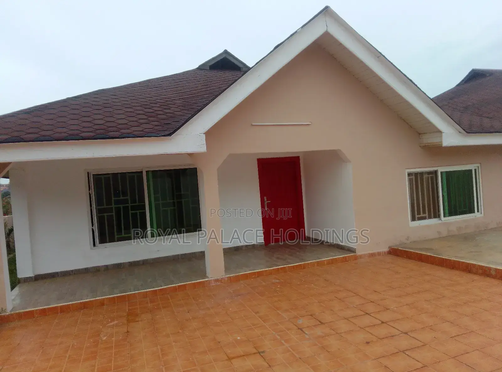3bdrm House in Amrahia, Adenta for rent