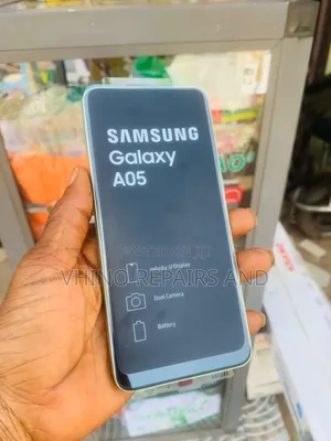 New Samsung Galaxy A05 64 GB Black
