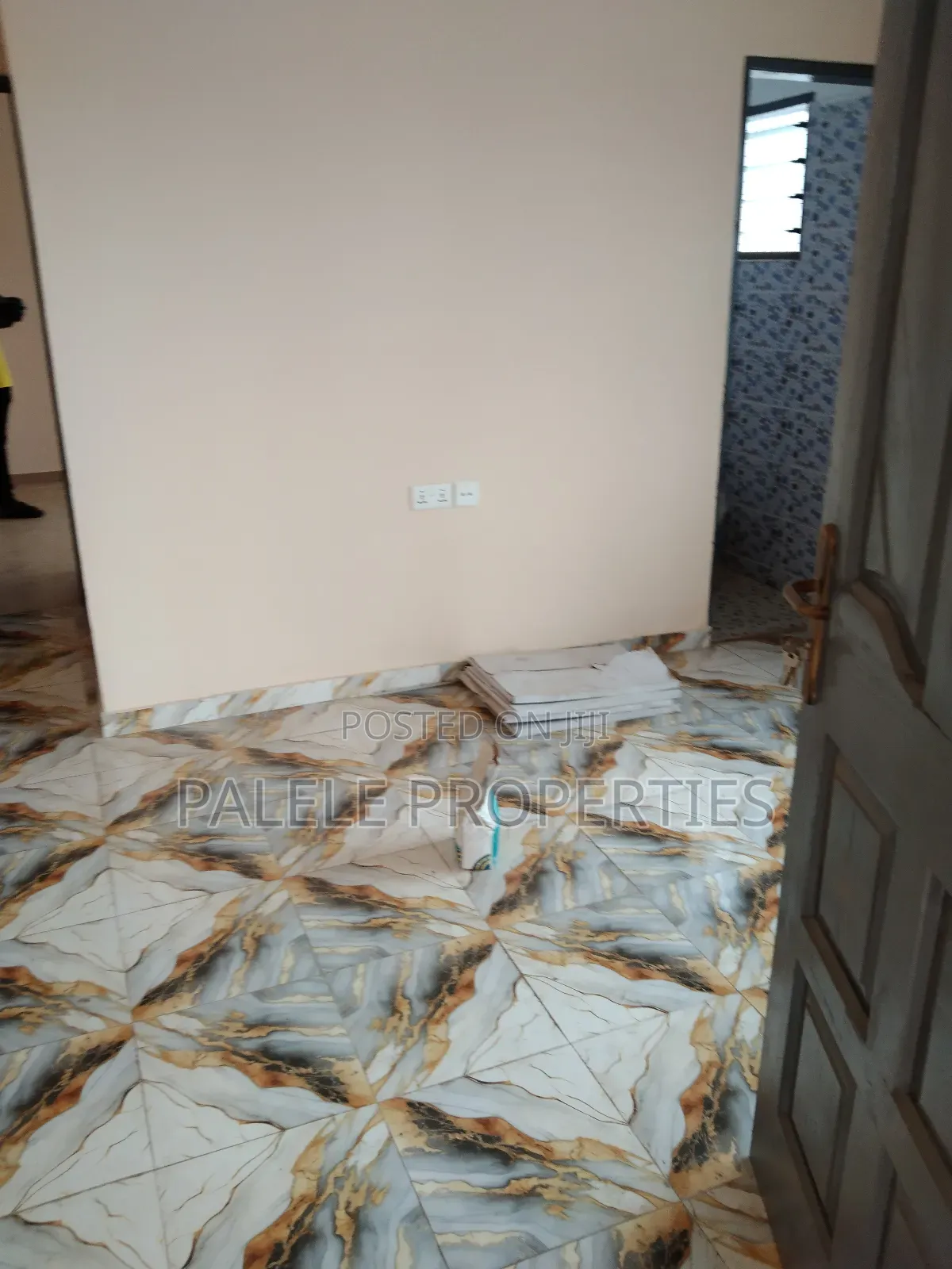 1bdrm Apartment in Dansoman Control for rent