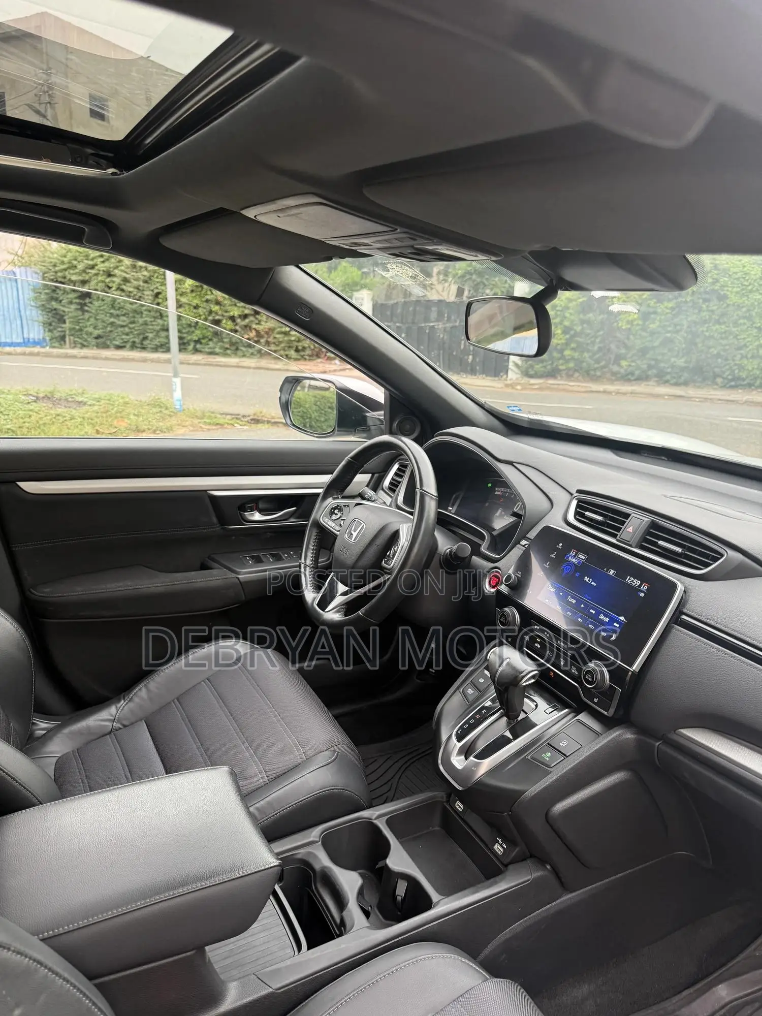 Honda CR-V Special Edition 2021 White