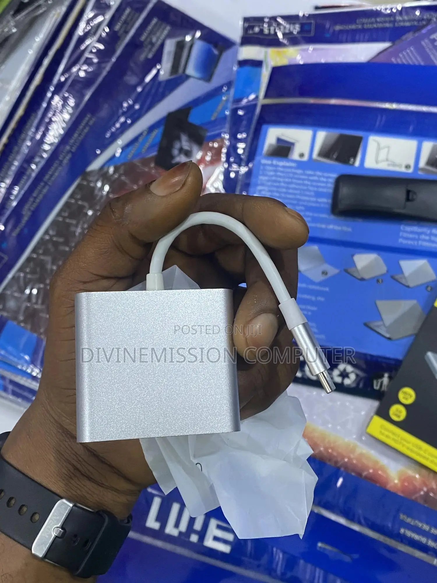 Type C to HDTV 3 in 1 Adapter