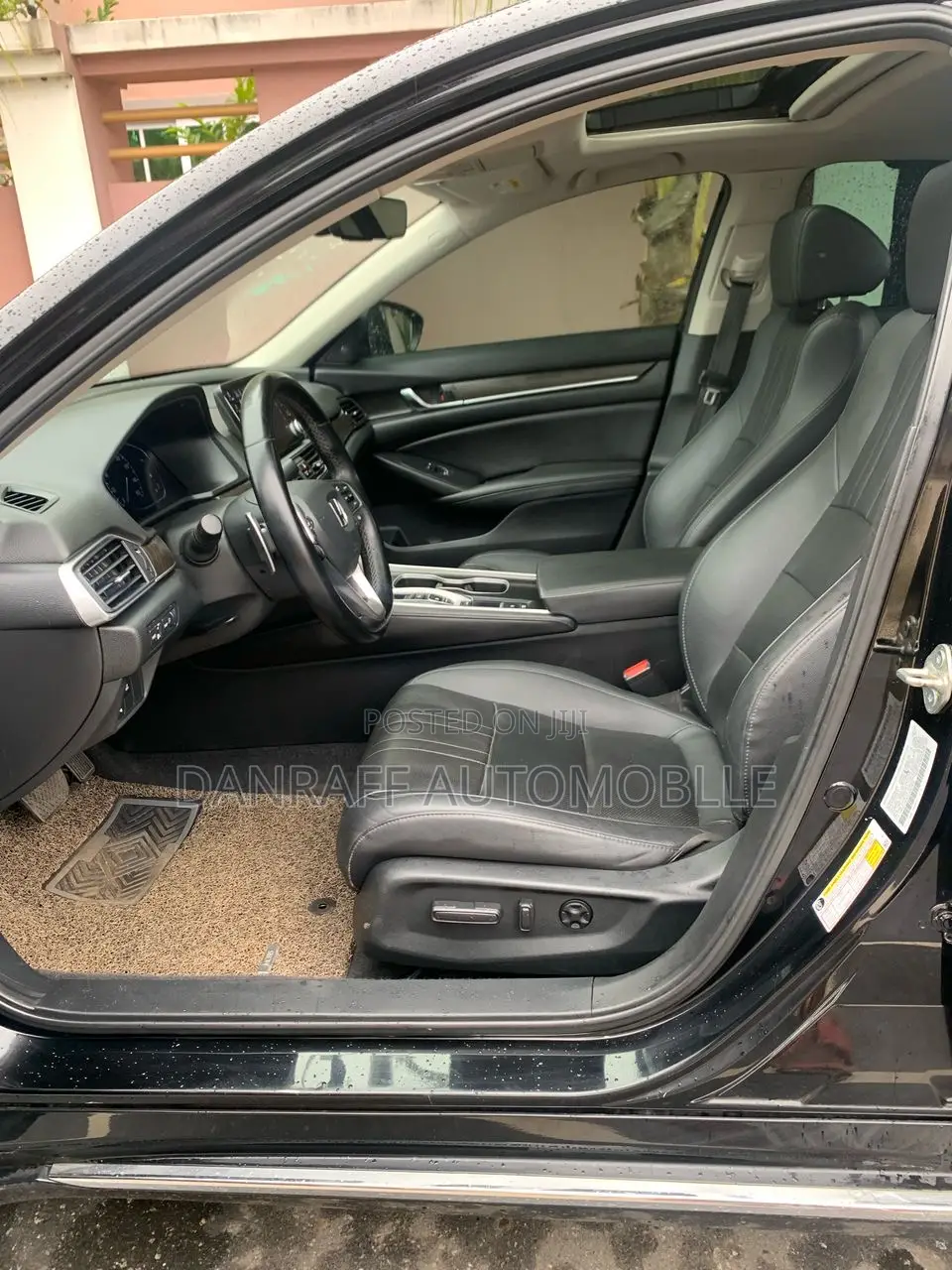 Honda Accord Touring 2.0T 2020 Black