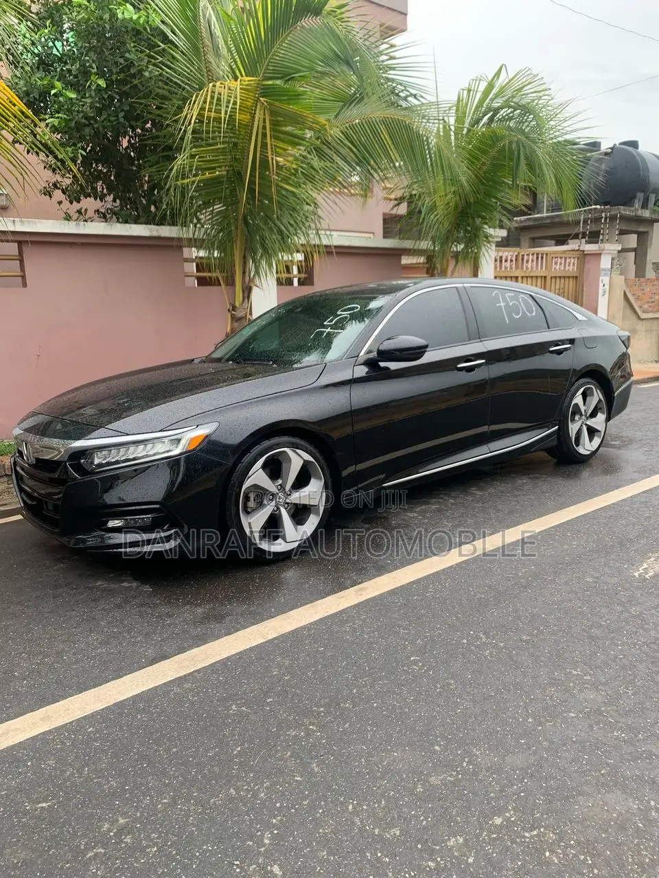 Honda Accord Touring 2.0T 2020 Black