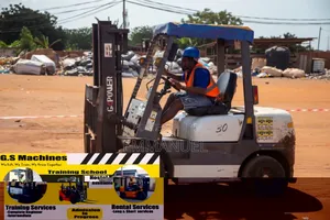 Get Hands on Forklift Machines Training Sch.