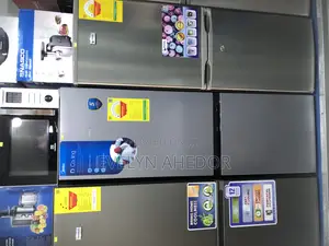 Strong Compressor Midea Bottom Freezer 174 Liters Available