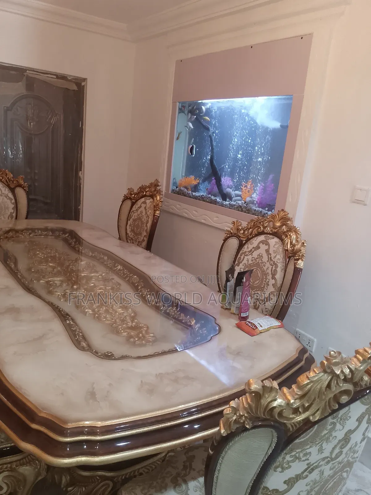 Wall Unit Aquarium
