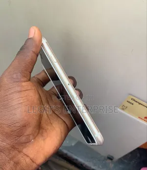 Apple iPhone 7 128 GB Gold
