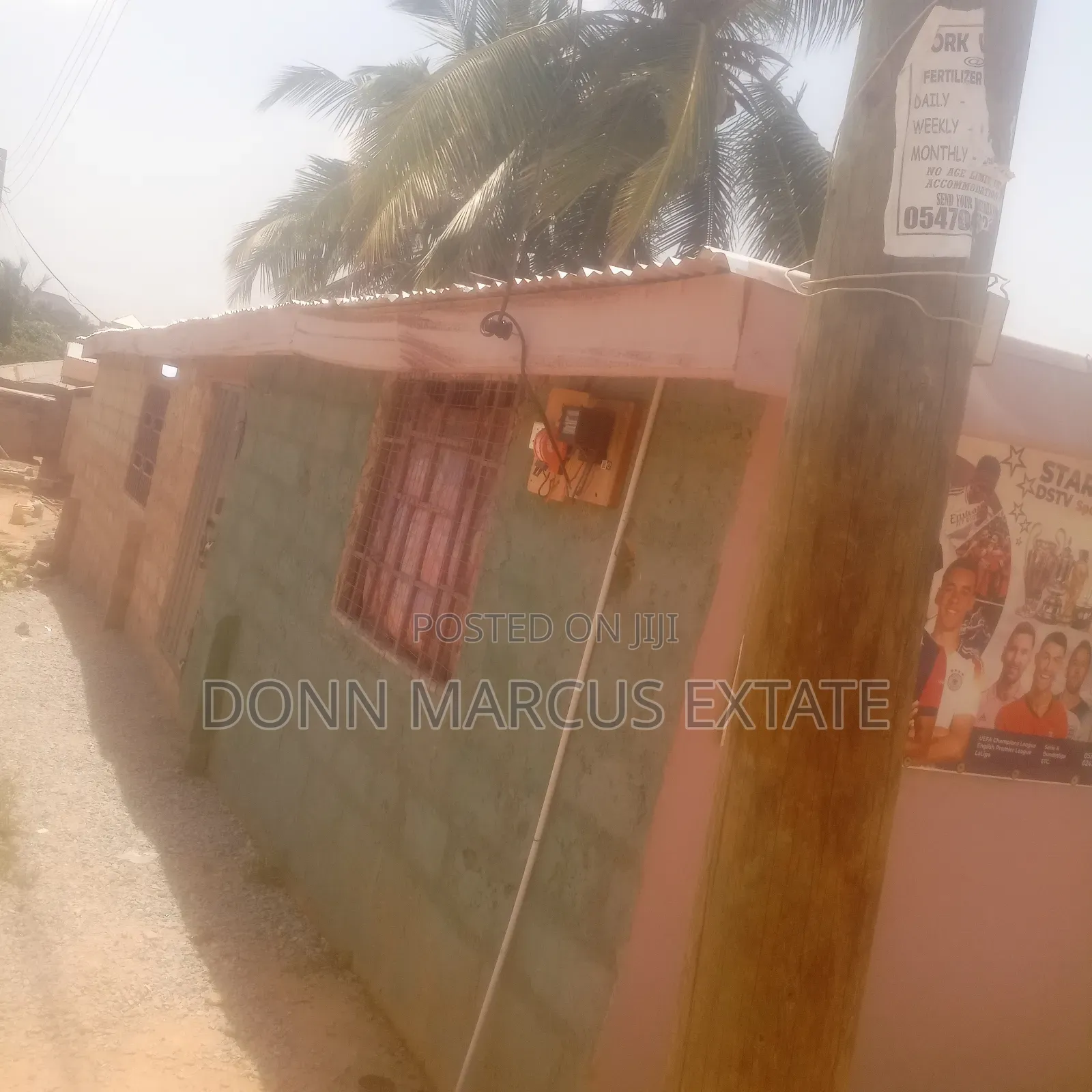 6bdrm House in Don Marcus Estate, Kumasi Metropolitan for sale