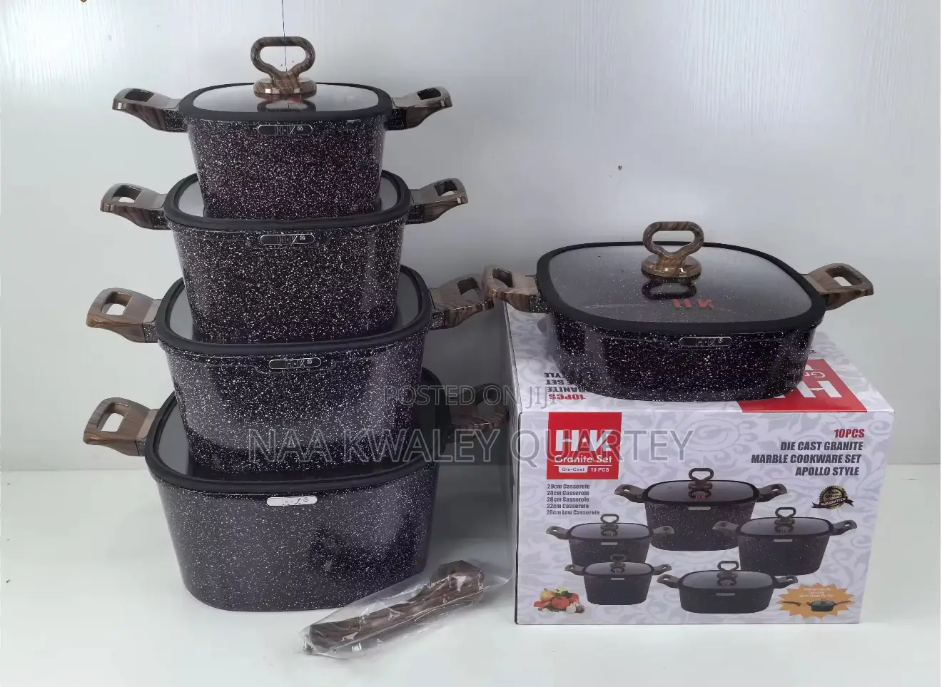 Nonstick Cookware Set