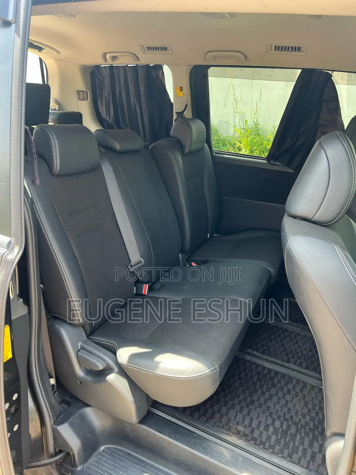 Toyota Voxy 2013 Black