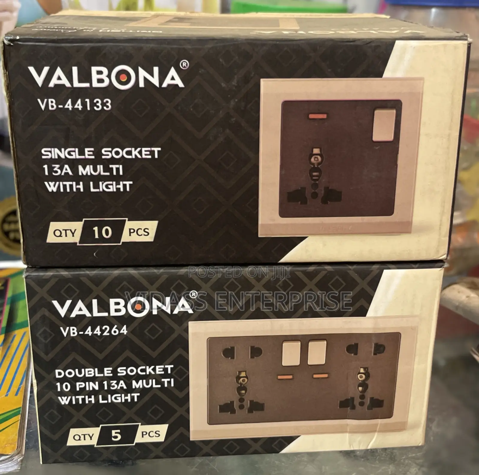 Valbona Brown Sockets
