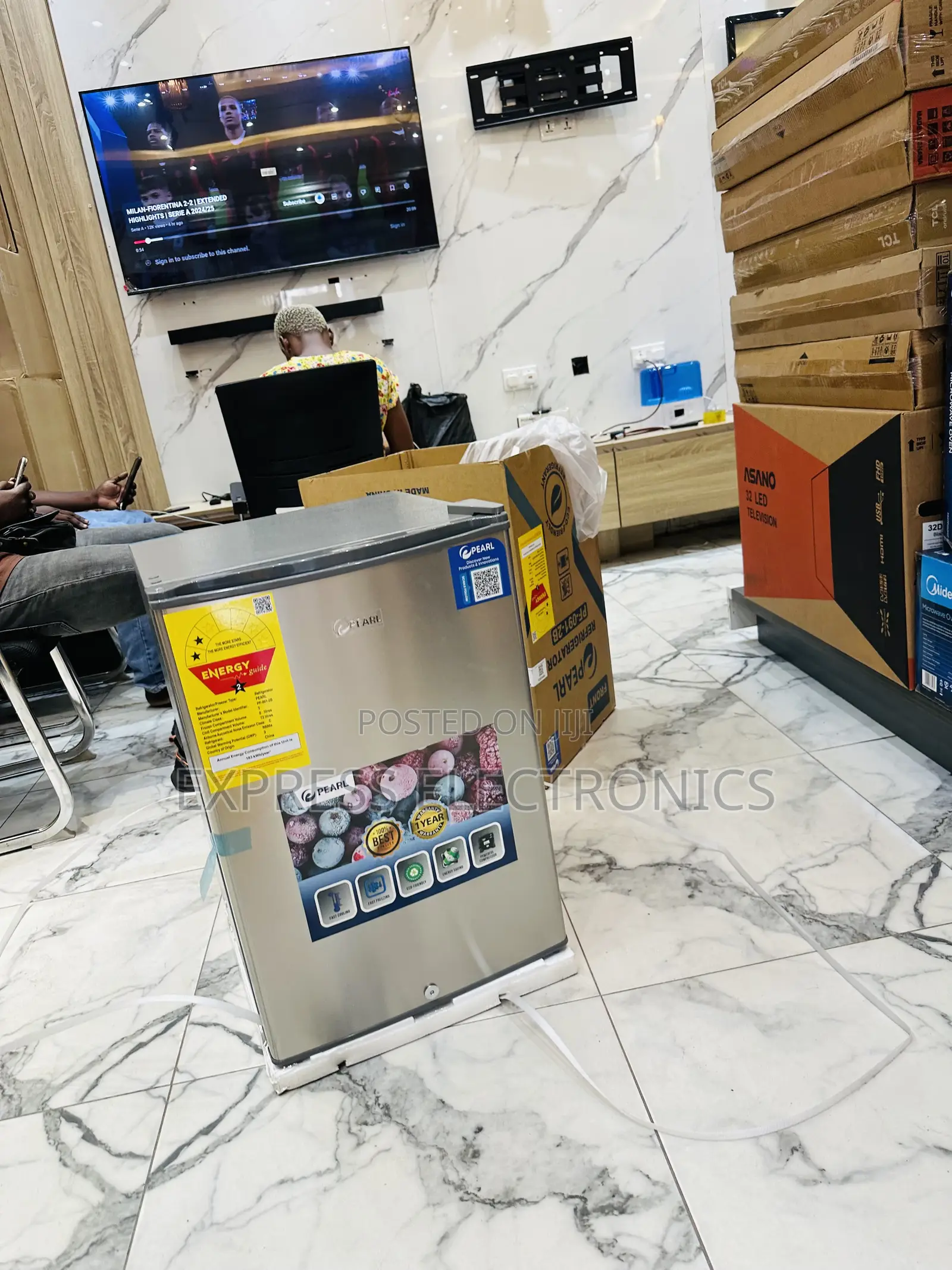 Newly Sealed in Pearl Bed Fridge
