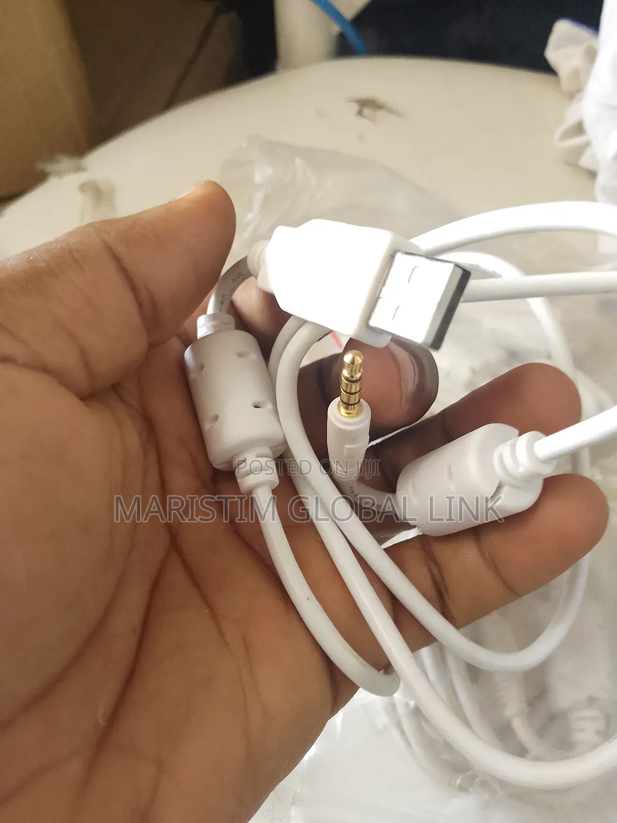 Usb Male to 3.5mm Male