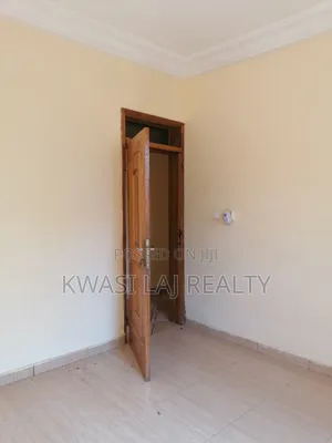 3bdrm Apartment in Redtop, Weija for rent
